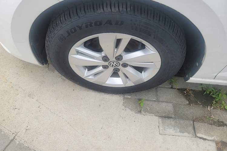 Used Volkswagen Polo 2019 Plus 1.5L Automatic Panoramic Enjoyment Edition Left Front Wheel Hub
