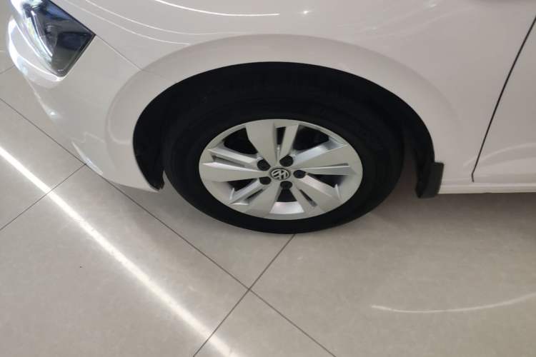 Used Volkswagen Polo 2019 Plus 1.5L Automatic Panoramic Enjoyment Edition Left Front Wheel Hub