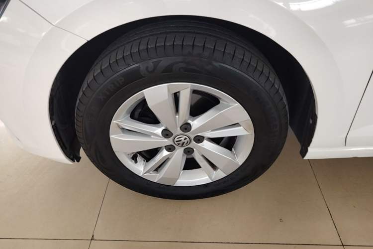 Used Volkswagen Polo 2019 Plus 1.5L Automatic Panoramic Enjoyment Edition Left Front Wheel Hub