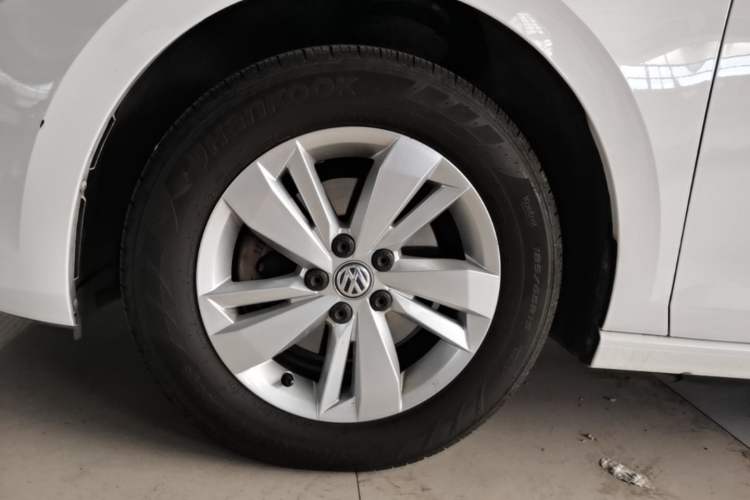 Used Volkswagen Polo 2019 Plus 1.5L Automatic Panoramic Enjoyment Edition Left Front Wheel Hub
