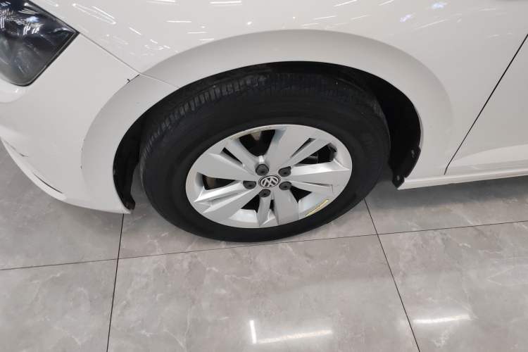 Used Volkswagen Polo 2019 Plus 1.5L Automatic Panoramic Enjoyment Edition Left Front Wheel Hub