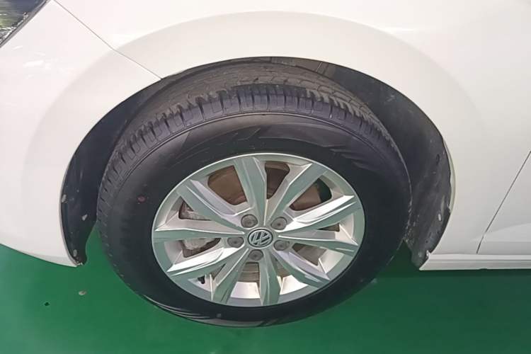 Used Volkswagen Polo 2019 Plus 1.5L Automatic Colorful Technology Edition Left Front Wheel Hub