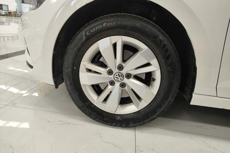 Used Volkswagen Polo 2019 Plus 1.5L Automatic Panoramic Enjoyment Edition Left Front Wheel Hub