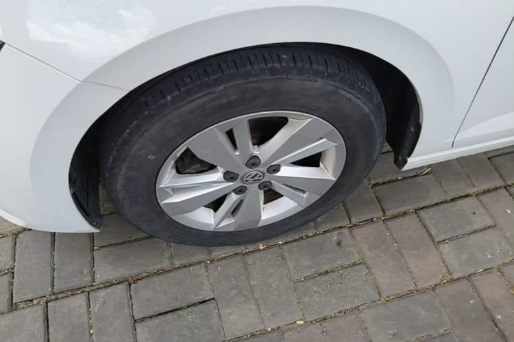 Used Volkswagen Polo 2019 Plus 1.5L Automatic Panoramic Enjoyment Edition Left Front Wheel Hub