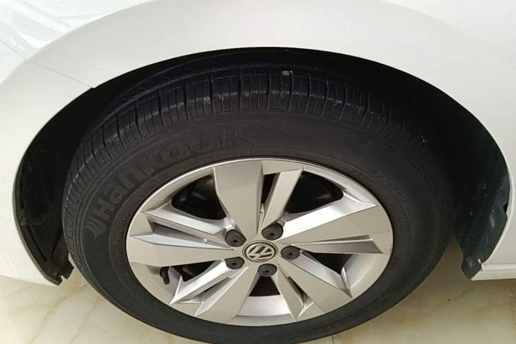 Used Volkswagen Polo 2019 Plus 1.5L Automatic Panoramic Enjoyment Edition Left Front Wheel Hub