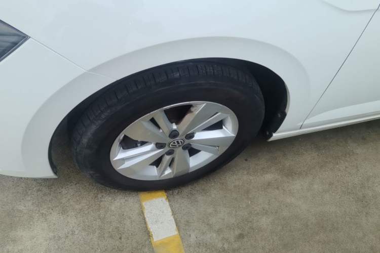 Used Volkswagen Polo 2019 Plus 1.5L Automatic Panoramic Enjoyment Edition Left Front Wheel Hub