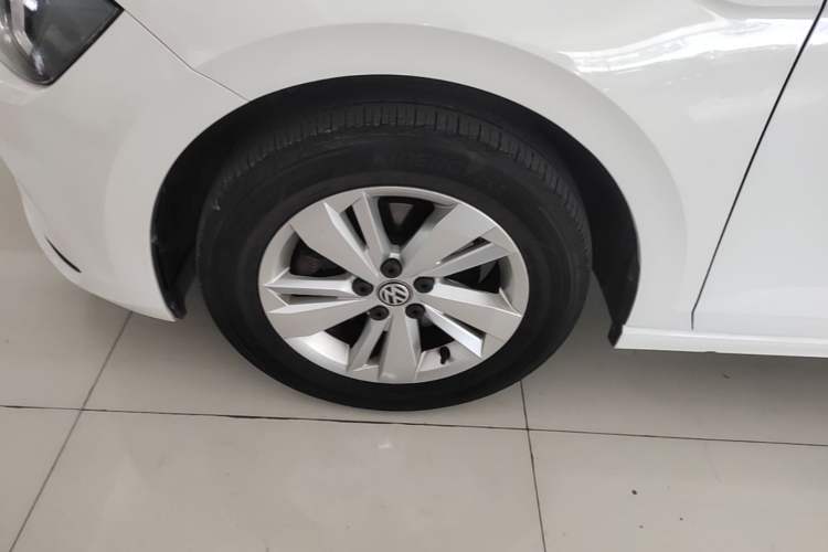 Used Volkswagen Polo 2019 Plus 1.5L Automatic Panoramic Enjoyment Edition Left Front Wheel Hub