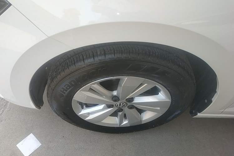 Used Volkswagen Polo 2019 Plus 1.5L Automatic Panoramic Enjoyment Edition Left Front Wheel Hub