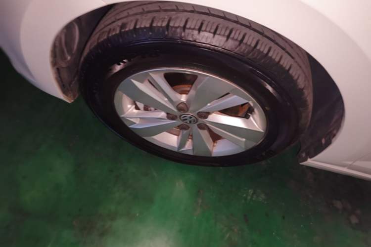 Used Volkswagen Polo 2019 Plus 1.5L Automatic Panoramic Enjoyment Edition Left Front Wheel Hub