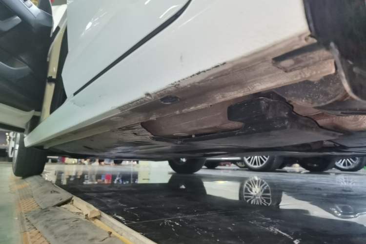 Used Volkswagen Polo 2019 Plus 1.5L Automatic Panoramic Enjoyment Edition Left Side Sill