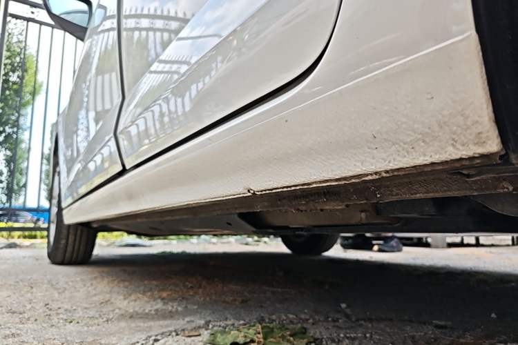 Used Volkswagen Polo 2019 Plus 1.5L Automatic Panoramic Enjoyment Edition Left Side Sill