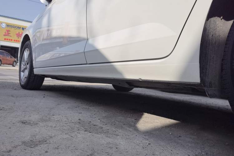Used Volkswagen Polo 2019 Plus 1.5L Automatic Panoramic Enjoyment Edition Left Side Sill