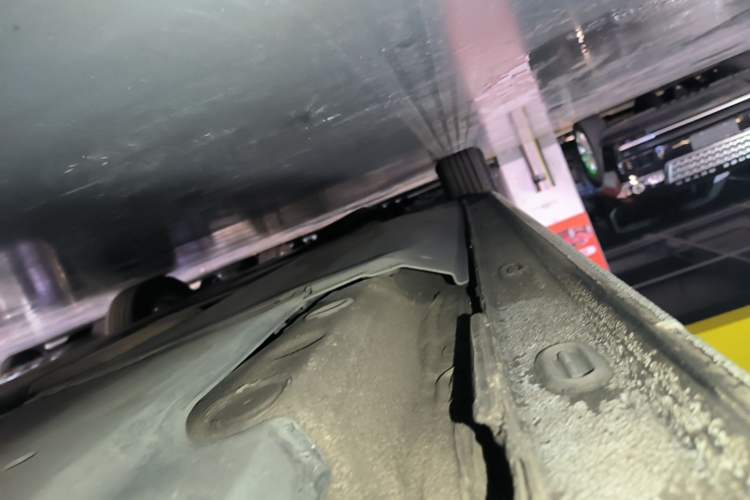 Used Volkswagen Polo 2019 Plus 1.5L Automatic Colorful Technology Edition Left Side Sill