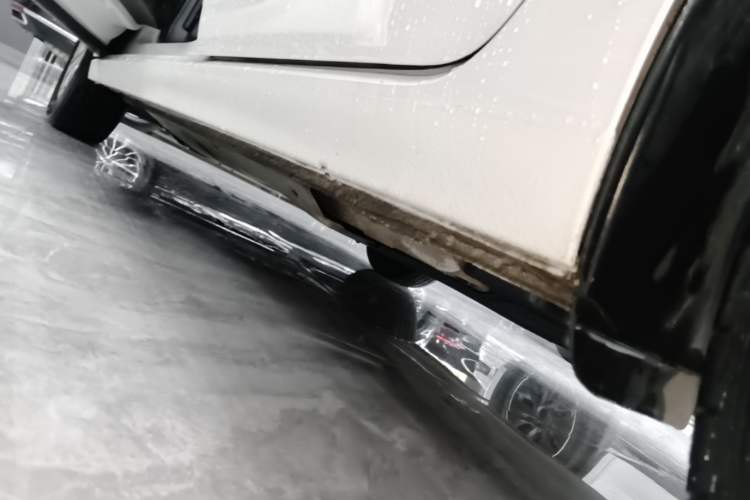 Used Volkswagen Polo 2019 Plus 1.5L Automatic Colorful Technology Edition Left Side Sill