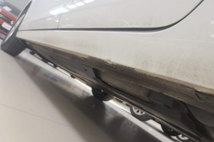 Used Volkswagen Polo 2019 Plus 1.5L Automatic Colorful Technology Edition Left Side Sill