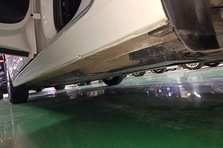 Used Volkswagen Polo 2019 Plus 1.5L Automatic Colorful Technology Edition Left Side Sill