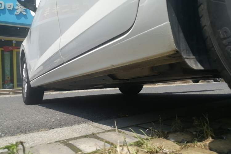 Used Volkswagen Polo 2019 Plus 1.5L Automatic Colorful Technology Edition Left Side Sill