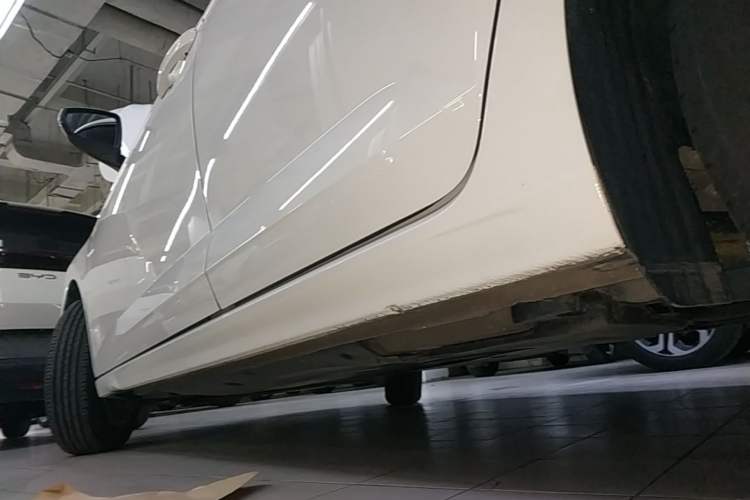 Used Volkswagen Polo 2019 Plus 1.5L Automatic Panoramic Enjoyment Edition Left Side Sill