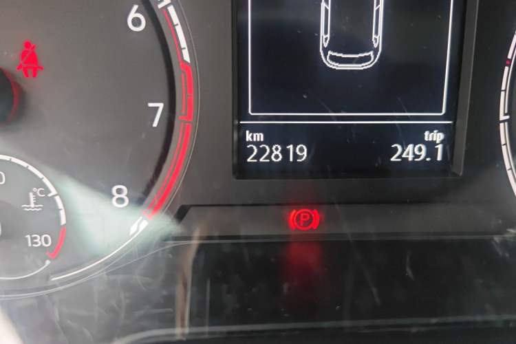Used Volkswagen Polo 2019 Plus 1.5L Manual Panoramic Enjoyment Edition Odometer Close Up