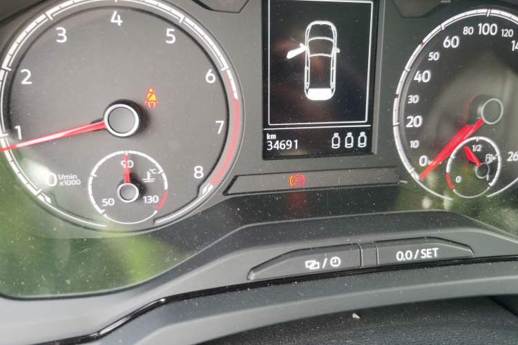 Used Volkswagen Polo 2019 Plus 1.5L Automatic Panoramic Enjoyment Edition Odometer Close Up