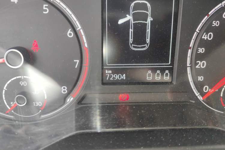 Used Volkswagen Polo 2019 Plus 1.5L Automatic Panoramic Enjoyment Edition Odometer Close Up