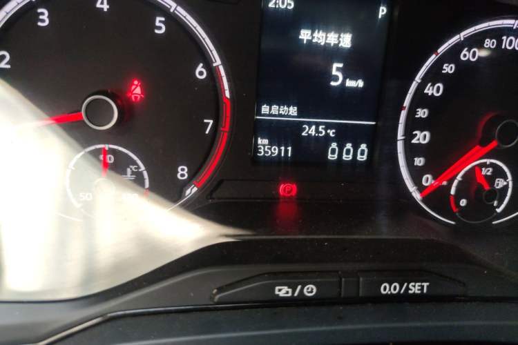 Used Volkswagen Polo 2019 Plus 1.5L Automatic Panoramic Enjoyment Edition Odometer Close Up