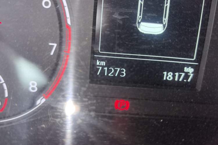 Used Volkswagen Polo 2019 Plus 1.5L Automatic Panoramic Enjoyment Edition Odometer Close Up