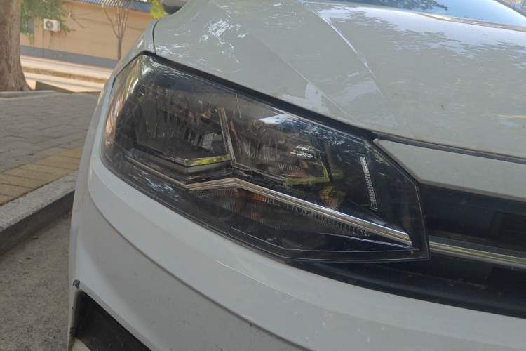 Used Volkswagen Polo 2019 Plus 1.5L Automatic Panoramic Enjoyment Edition Right Front Headlight