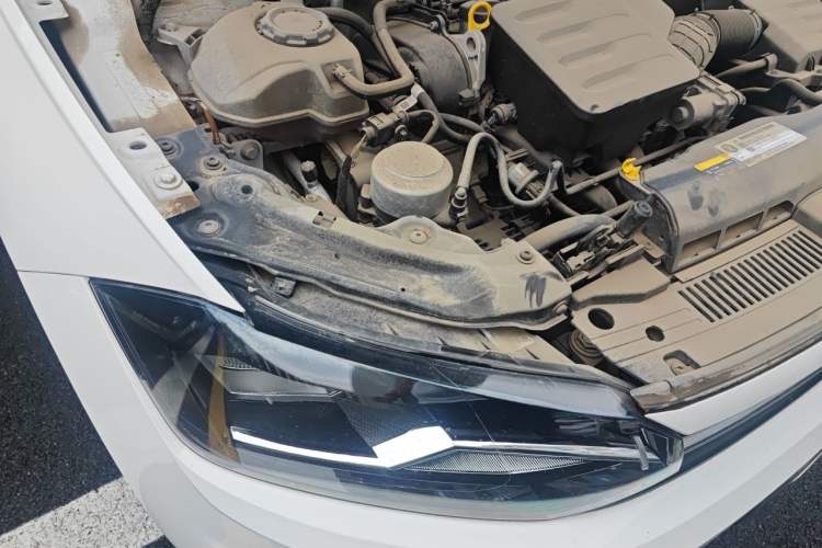 Used Volkswagen Polo 2019 Plus 1.5L Manual Panoramic Enjoyment Edition Right Front Headlight