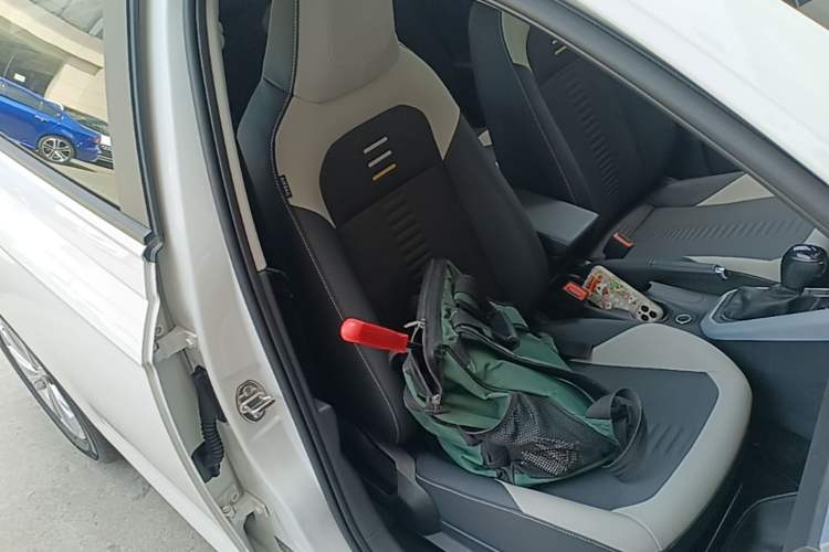 Used Volkswagen Polo 2019 Plus 1.5L Automatic Colorful Technology Edition Right Front Seat