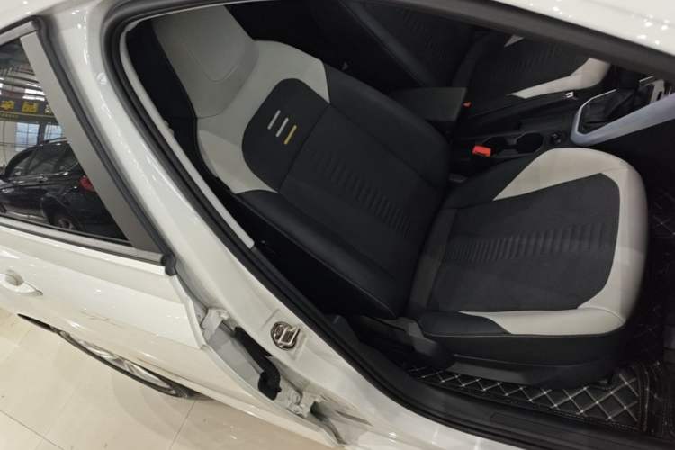 Used Volkswagen Polo 2019 Plus 1.5L Automatic Colorful Technology Edition Right Front Seat