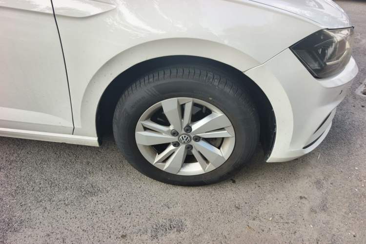 Used Volkswagen Polo 2019 Plus 1.5L Automatic Panoramic Enjoyment Edition Right Front Wheel Hub