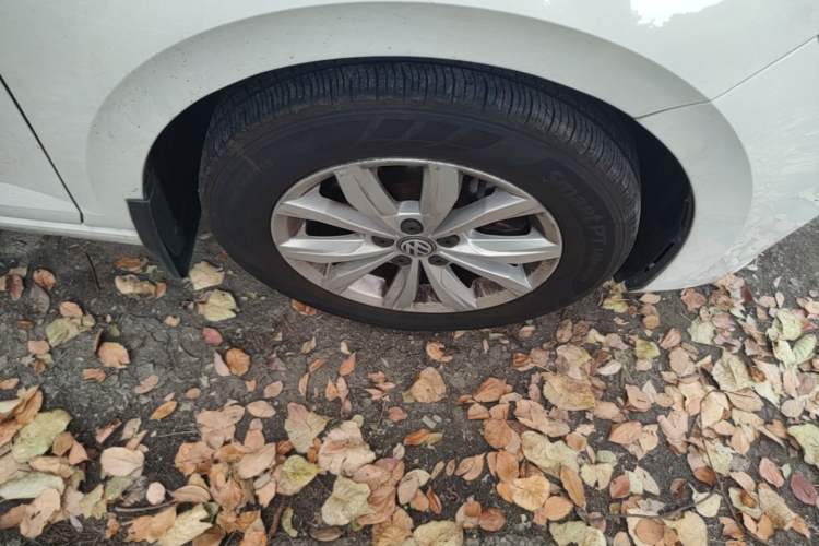 Used Volkswagen Polo 2019 Plus 1.5L Automatic Colorful Technology Edition Right Front Wheel Hub