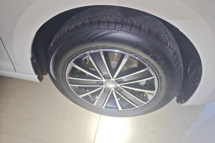 Used Volkswagen Polo 2019 Plus 1.5L Automatic Panoramic Enjoyment Edition Right Front Wheel Hub