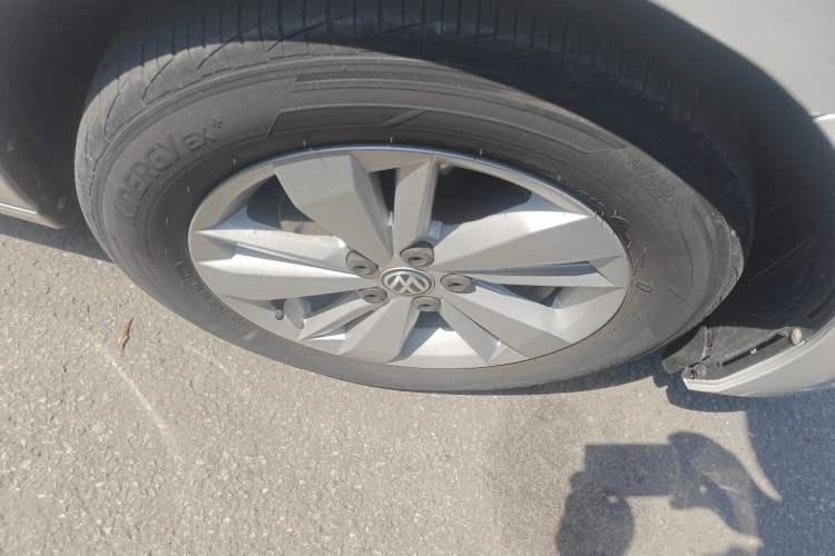 Used Volkswagen Polo 2019 Plus 1.5L Automatic Panoramic Enjoyment Edition Right Front Wheel Hub
