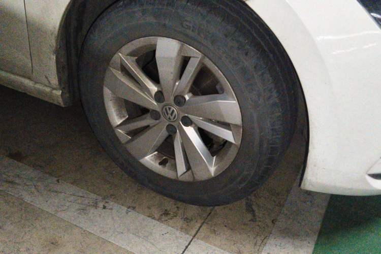 Used Volkswagen Polo 2019 Plus 1.5L Automatic Panoramic Enjoyment Edition Right Front Wheel Hub
