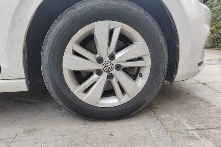 Used Volkswagen Polo 2019 Plus 1.5L Automatic Panoramic Enjoyment Edition Right Front Wheel Hub