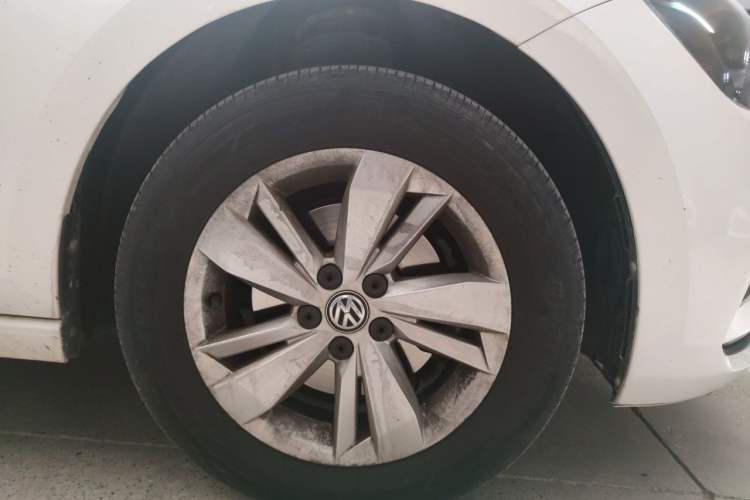 Used Volkswagen Polo 2019 Plus 1.5L Automatic Panoramic Enjoyment Edition Right Front Wheel Hub