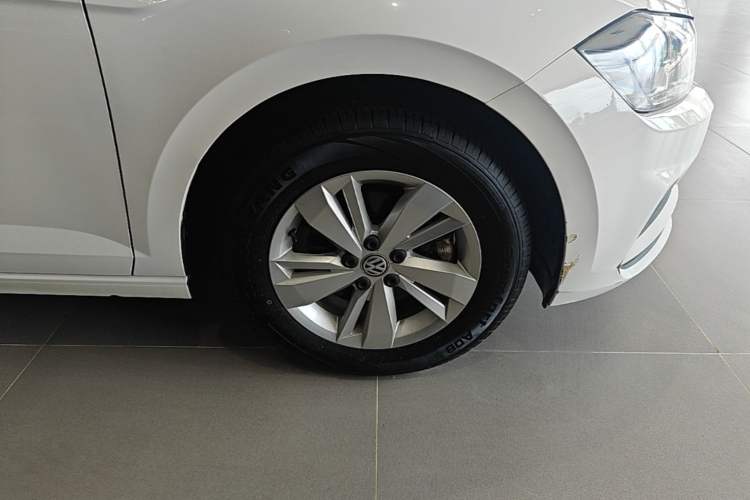 Used Volkswagen Polo 2019 Plus 1.5L Automatic Panoramic Enjoyment Edition Right Front Wheel Hub