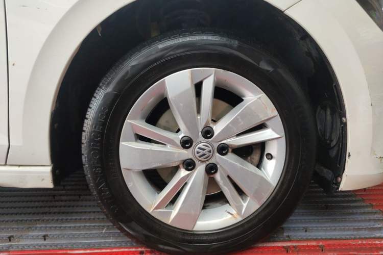 Used Volkswagen Polo 2019 Plus 1.5L Automatic Panoramic Enjoyment Edition Right Front Wheel Hub