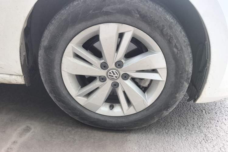 Used Volkswagen Polo 2019 Plus 1.5L Automatic Panoramic Enjoyment Edition Right Front Wheel Hub