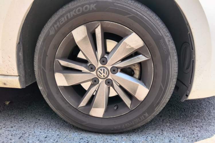 Used Volkswagen Polo 2019 Plus 1.5L Automatic Panoramic Enjoyment Edition Right Front Wheel Hub
