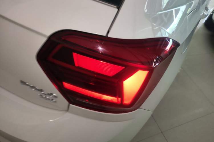 Used Volkswagen Polo 2019 Plus 1.5L Automatic Panoramic Enjoyment Edition Right Rear Taillight