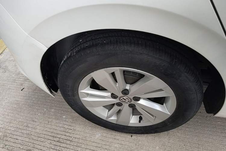 Used Volkswagen Polo 2019 Plus 1.5L Automatic Panoramic Enjoyment Edition Right Rear Wheel Hub