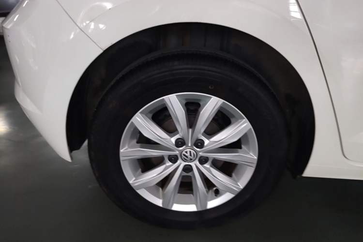 Used Volkswagen Polo 2019 Plus 1.5L Automatic Colorful Technology Edition Right Rear Wheel Hub