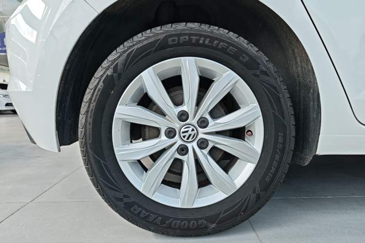 Used Volkswagen Polo 2019 Plus 1.5L Automatic Colorful Technology Edition Right Rear Wheel Hub