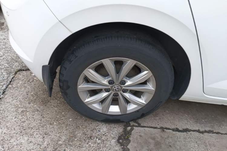 Used Volkswagen Polo 2019 Plus 1.5L Automatic Colorful Technology Edition Right Rear Wheel Hub