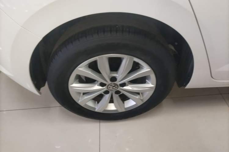 Used Volkswagen Polo 2019 Plus 1.5L Automatic Colorful Technology Edition Right Rear Wheel Hub