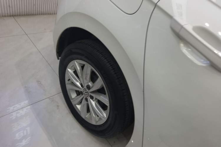 Used Volkswagen Polo 2019 Plus 1.5L Automatic Colorful Technology Edition Right Rear Wheel Hub