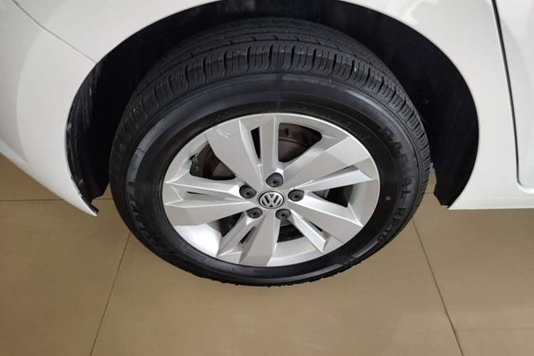 Used Volkswagen Polo 2019 Plus 1.5L Automatic Panoramic Enjoyment Edition Right Rear Wheel Hub